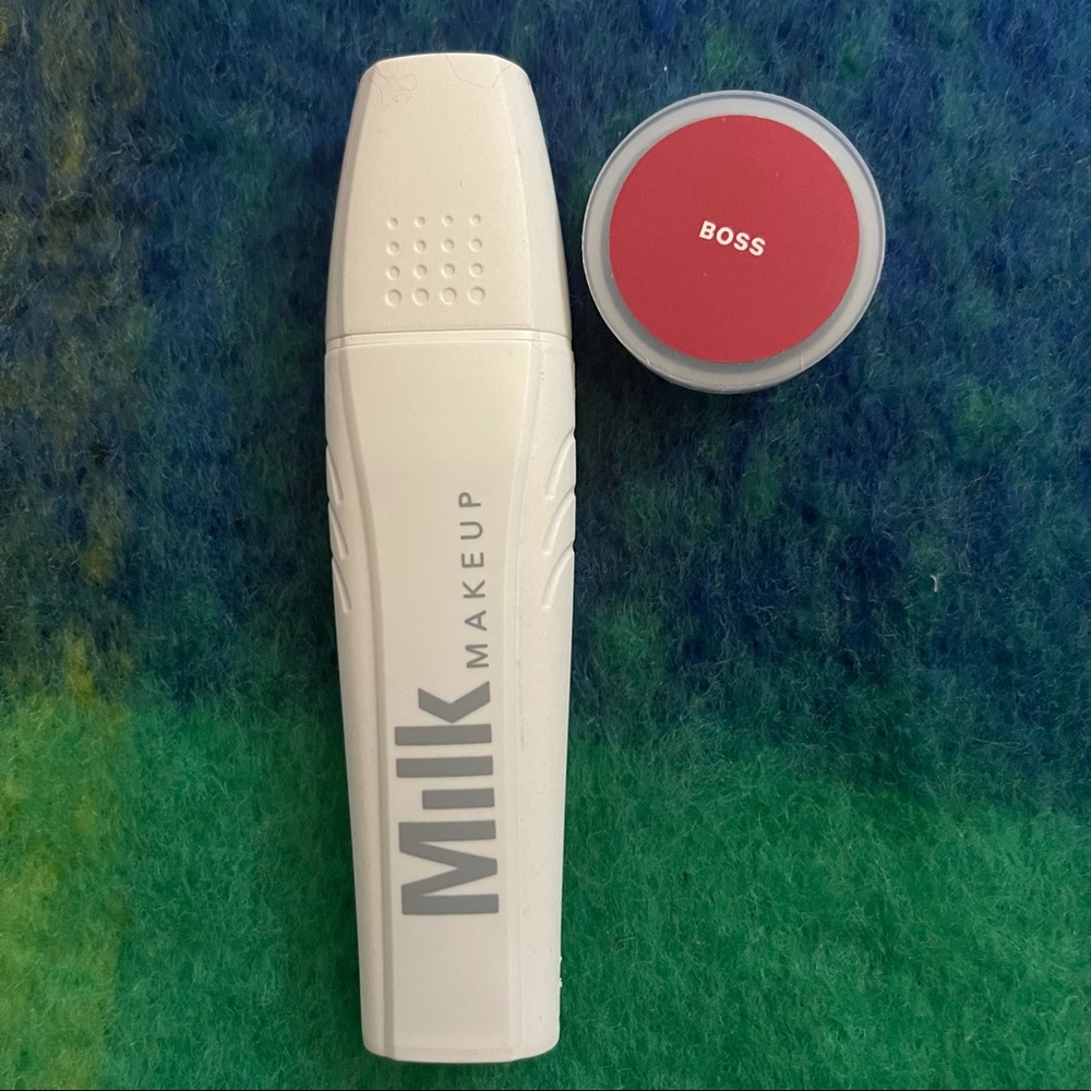 Milk lip marker